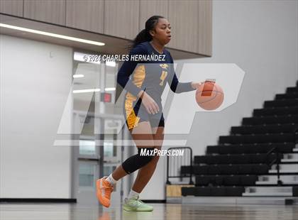 Thumbnail 3 in Cypress Ranch vs Conroe (Lady Tiger Booster Hoops Round Robin) photogallery.