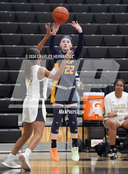 Thumbnail 1 in Cypress Ranch vs Conroe (Lady Tiger Booster Hoops Round Robin) photogallery.