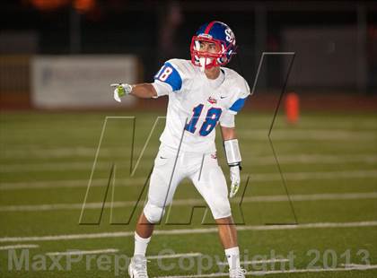 Thumbnail 3 in Serra @ Oceanside (The Honor Bowl) photogallery.