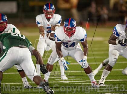 Thumbnail 3 in Serra @ Oceanside (The Honor Bowl) photogallery.