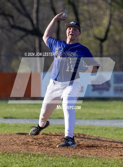 Thumbnail 1 in Hoosick Falls @ Stillwater photogallery.