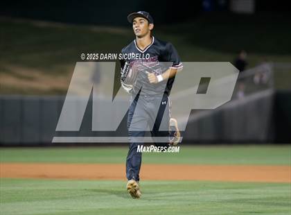 Thumbnail 3 in Red Mountain vs. Corona del Sol (AIA 6A Round 3A Playoff) photogallery.