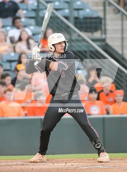 Thumbnail 2 in Red Mountain vs. Corona del Sol (AIA 6A Round 3A Playoff) photogallery.
