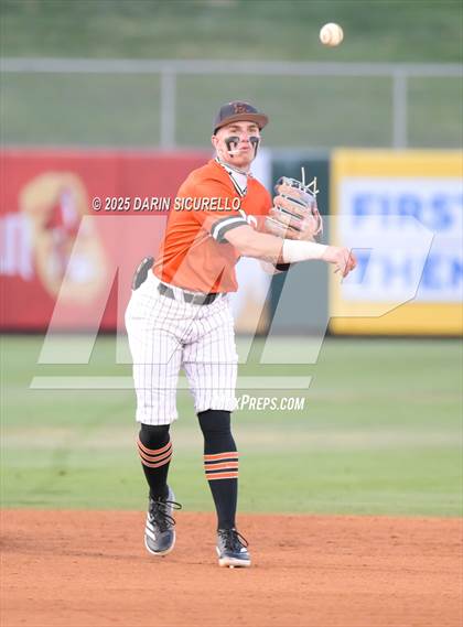 Thumbnail 3 in Red Mountain vs. Corona del Sol (AIA 6A Round 3A Playoff) photogallery.