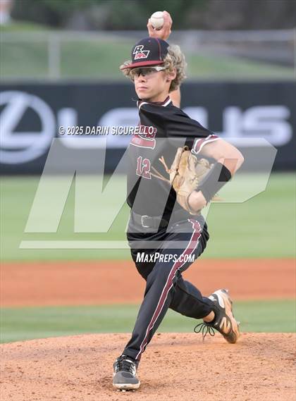 Thumbnail 2 in Red Mountain vs. Corona del Sol (AIA 6A Round 3A Playoff) photogallery.