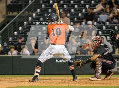 Thumbnail 3 in Red Mountain vs. Corona del Sol (AIA 6A Round 3A Playoff) photogallery.