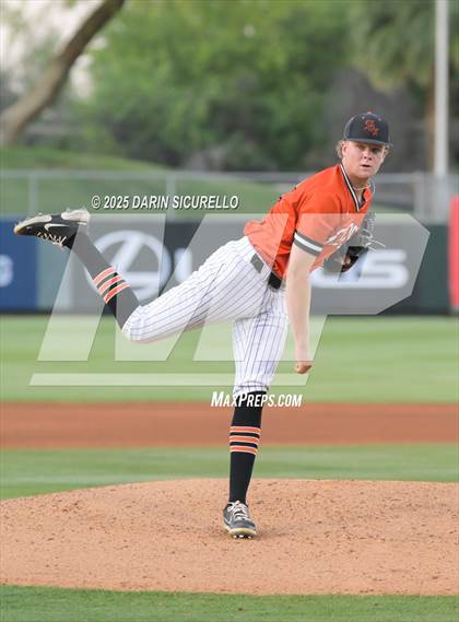 Thumbnail 2 in Red Mountain vs. Corona del Sol (AIA 6A Round 3A Playoff) photogallery.