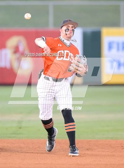 Thumbnail 2 in Red Mountain vs. Corona del Sol (AIA 6A Round 3A Playoff) photogallery.