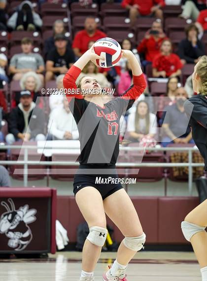 Thumbnail 1 in Central Heights vs. Lorena (UIL 3A Regional Semi-Finals) photogallery.