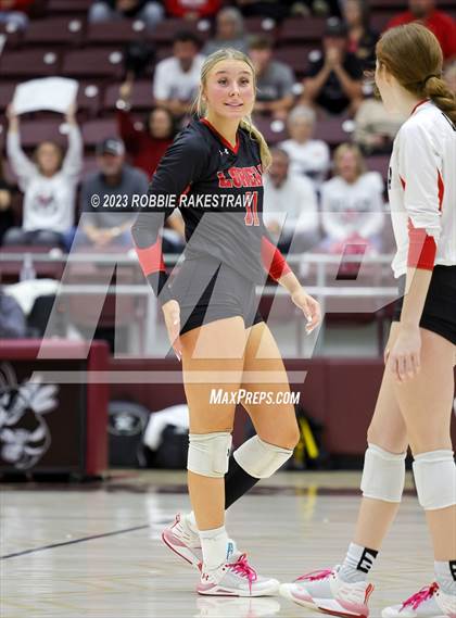 Thumbnail 2 in Central Heights vs. Lorena (UIL 3A Regional Semi-Finals) photogallery.