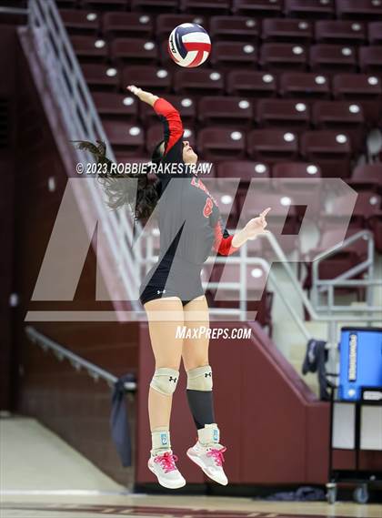 Thumbnail 1 in Central Heights vs. Lorena (UIL 3A Regional Semi-Finals) photogallery.