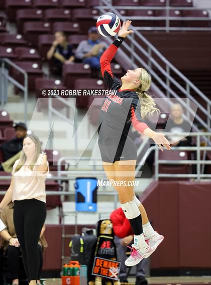 Thumbnail 1 in Central Heights vs. Lorena (UIL 3A Regional Semi-Finals) photogallery.
