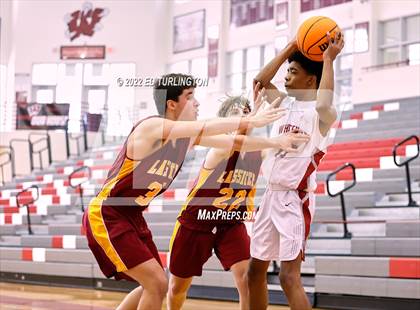 Thumbnail 2 in Lassiter @ Whitewater photogallery.