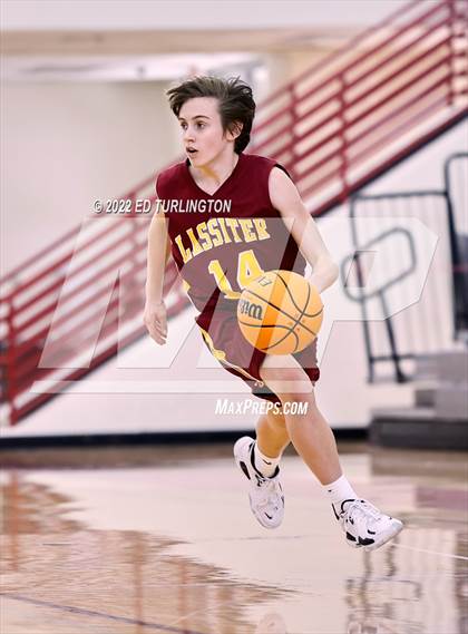 Thumbnail 1 in Lassiter @ Whitewater photogallery.