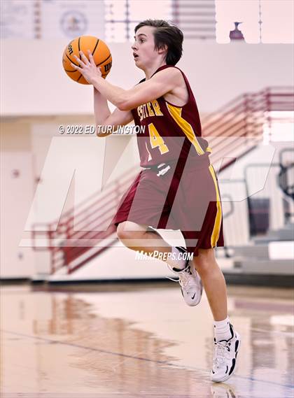 Thumbnail 2 in Lassiter @ Whitewater photogallery.