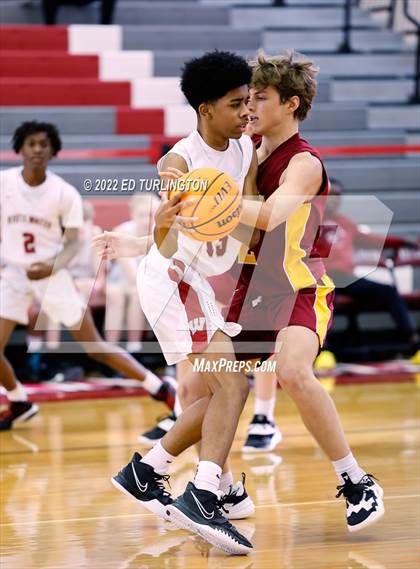 Thumbnail 1 in Lassiter @ Whitewater photogallery.