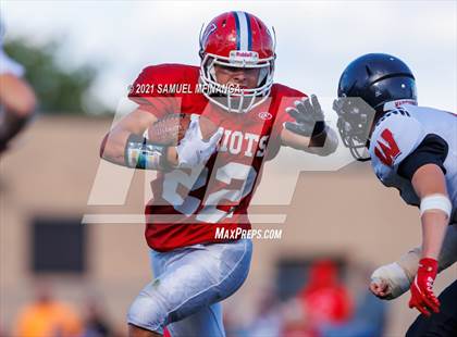 Thumbnail 2 in Omaha Westside @ Millard South photogallery.