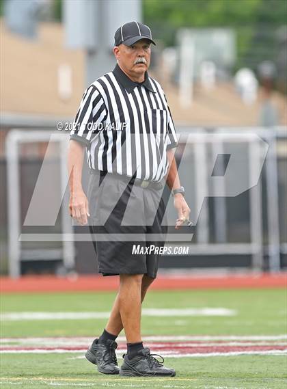 Thumbnail 1 in East Lyme vs. Notre Dame (CIAC Class M First Round) photogallery.