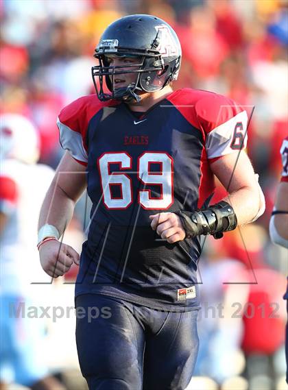 Thumbnail 3 in Skyline vs. Allen (UIL 5A Division 1 Quarterfinal Playoff) photogallery.