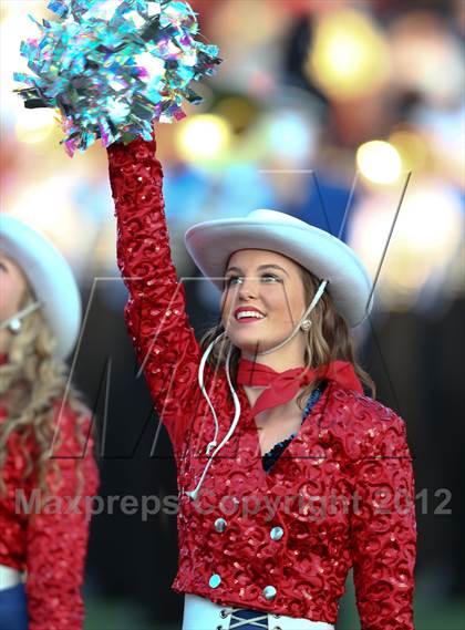 Thumbnail 2 in Skyline vs. Allen (UIL 5A Division 1 Quarterfinal Playoff) photogallery.