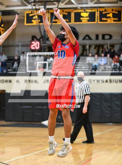 Thumbnail 3 in Fairport @ McQuaid Jesuit photogallery.