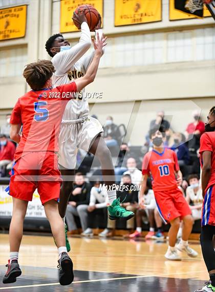 Thumbnail 3 in Fairport @ McQuaid Jesuit photogallery.