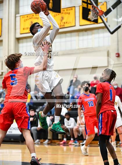Thumbnail 1 in Fairport @ McQuaid Jesuit photogallery.