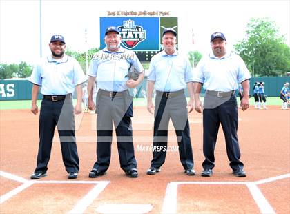 Thumbnail 1 in UIL Softball Finals Teams and Umpires photogallery.