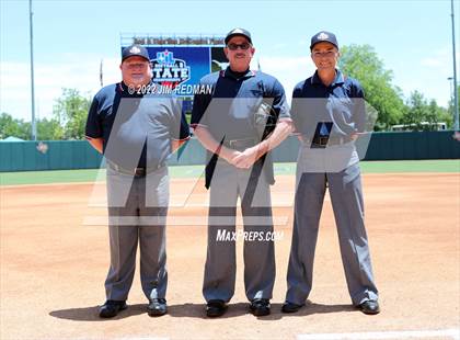 Thumbnail 3 in UIL Softball Finals Teams and Umpires photogallery.