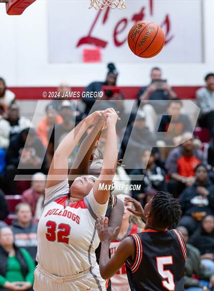 Thumbnail 3 in Freedom Area vs. Clairton photogallery.