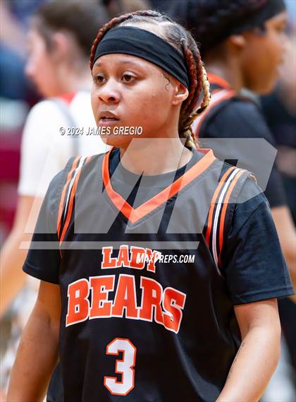 Thumbnail 2 in Freedom Area vs. Clairton photogallery.