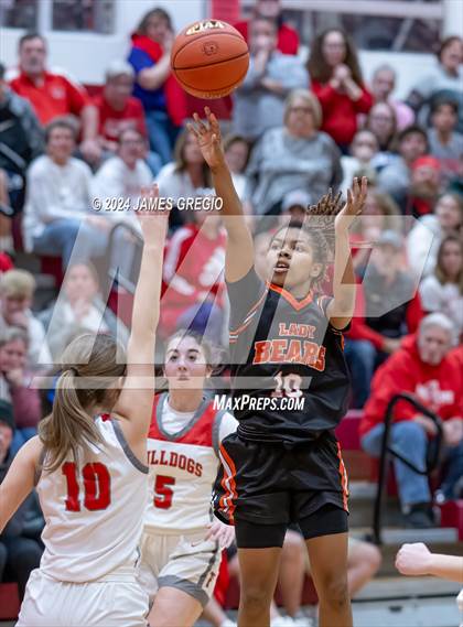 Thumbnail 3 in Freedom Area vs. Clairton photogallery.
