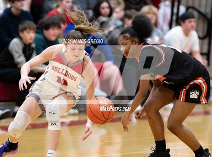 Thumbnail 2 in Freedom Area vs. Clairton photogallery.