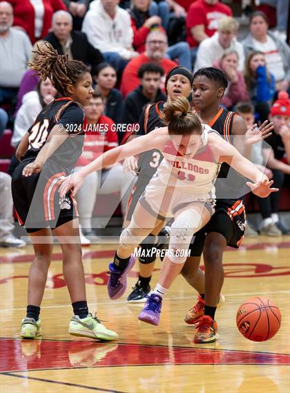 Thumbnail 2 in Freedom Area vs. Clairton photogallery.