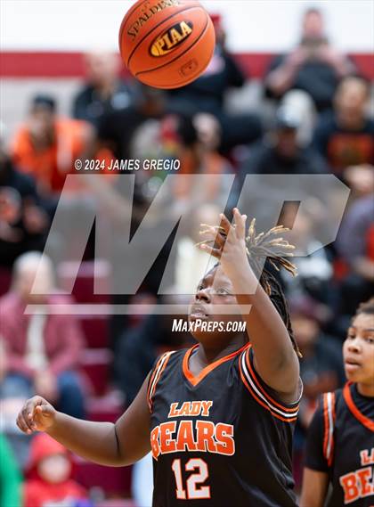 Thumbnail 3 in Freedom Area vs. Clairton photogallery.