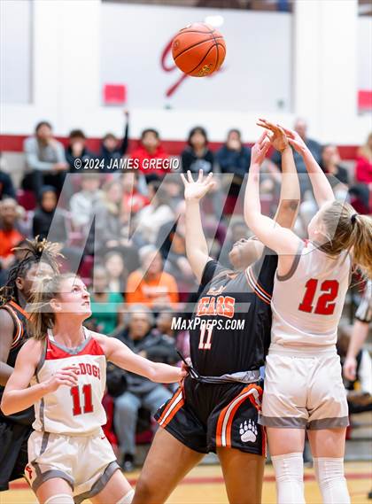 Thumbnail 1 in Freedom Area vs. Clairton photogallery.
