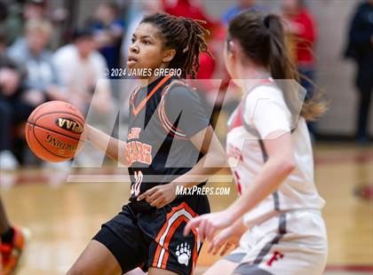 Thumbnail 3 in Freedom Area vs. Clairton photogallery.