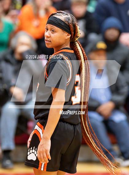 Thumbnail 1 in Freedom Area vs. Clairton photogallery.