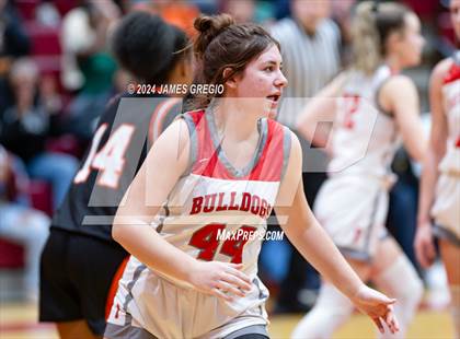 Thumbnail 2 in Freedom Area vs. Clairton photogallery.