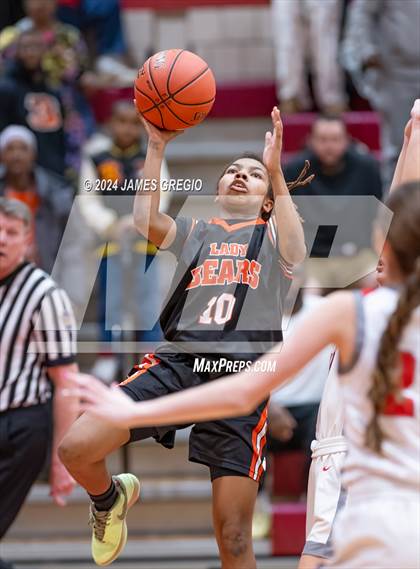 Thumbnail 1 in Freedom Area vs. Clairton photogallery.