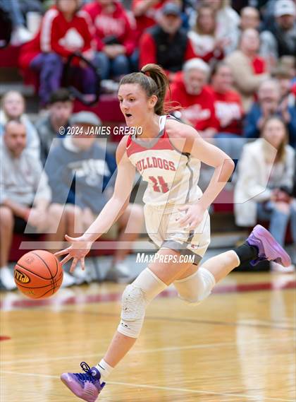 Thumbnail 1 in Freedom Area vs. Clairton photogallery.