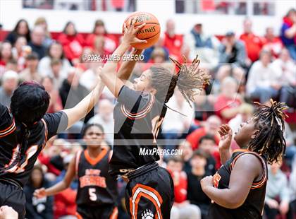 Thumbnail 1 in Freedom Area vs. Clairton photogallery.