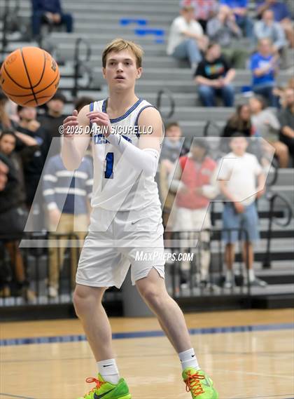 Thumbnail 2 in Cortez vs Mesquite (AIA 4A Play-In) photogallery.