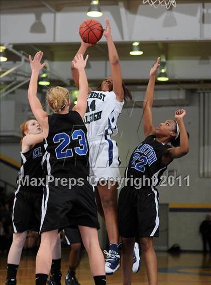 Thumbnail 2 in Clayton vs. Southeast Raleigh (Greater Neuse River Conference Tournament) photogallery.
