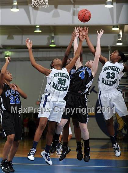 Thumbnail 3 in Clayton vs. Southeast Raleigh (Greater Neuse River Conference Tournament) photogallery.