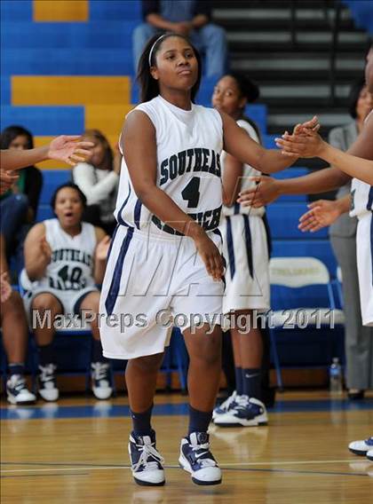 Thumbnail 3 in Clayton vs. Southeast Raleigh (Greater Neuse River Conference Tournament) photogallery.
