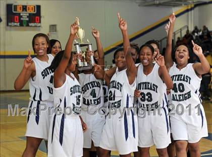 Thumbnail 3 in Clayton vs. Southeast Raleigh (Greater Neuse River Conference Tournament) photogallery.