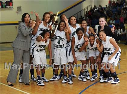 Thumbnail 1 in Clayton vs. Southeast Raleigh (Greater Neuse River Conference Tournament) photogallery.