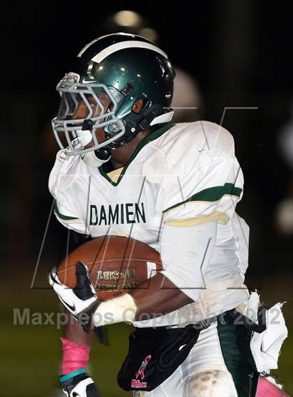 Thumbnail 2 in South Hills vs. Damien photogallery.