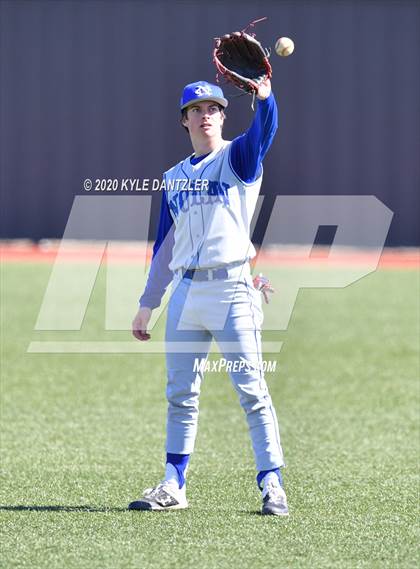 Thumbnail 2 in Lake Country Christian vs Nolan Catholic (McLain/Cowart Invitational) photogallery.